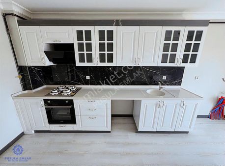 Ｐｕｓｕｌａ'ｄａｎ Cadde Üzeri Krediye Uygun Güney Cephe 3+1 Sıfır Daire