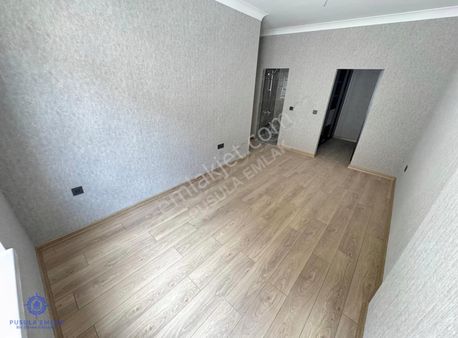 Ｐｕｓｕｌａ Ｅｍｌａｋ'ｄａｎ Güneşevlerde G.odalı Yerden Isıtmalı 4+1 Daire