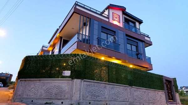 Kocaeli Bayramoğlu Balyanoz Koyunda Satılık Utra Lüx Havuzlu Villa