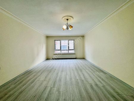 Çiftçioğullarından Merkez Mah. Rte Parkı Yakını Ara Katta Kiralık 3+1