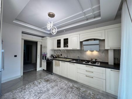 Winstown Avm Kavşağında Çok Acil Satılık 3.5+1 Daire