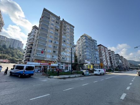 Trabzon 1 Nolu Beşirli Mahallesi Deniz Manzaralı 3.5+1 Kiralık Konut