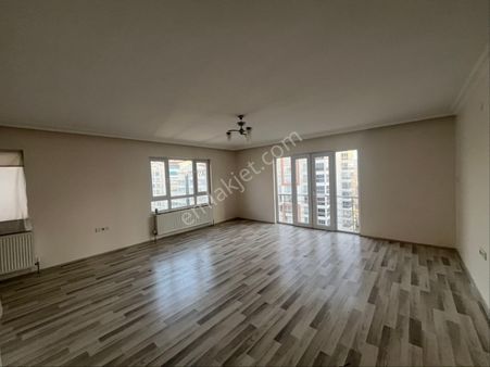 Yonca Emlak Ege Mah. Satılık 4+1 Dubleks Daire