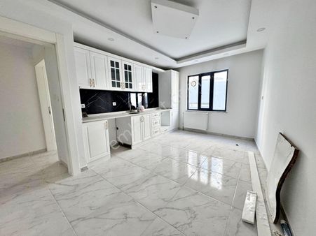 Karacaahmet Geniş Oturumlu Masrafsız Ebeveny Banyolu 3+1 Daire