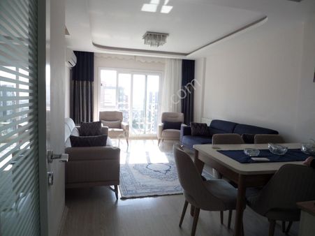 100. Yılda Merkezi Yerde Cepheler Açık