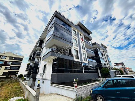 ▀▄parla'dan Akçayda Kapalı Otoparklı Kısmi Eşyalı 1+1daire ▀▄