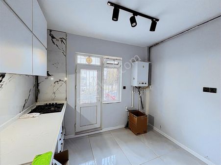 Gazi Mahallesinde Mükemmel Konumda Emsalsiz 3+1 Fırsat Daire