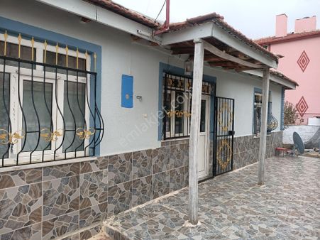 Bahçeli Müstakil Ev