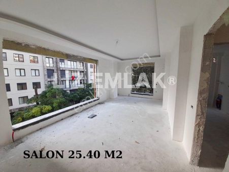 Suadiye'de 0 Yaşında Ebeveynli 74 M2 Net 2+1 Fırsat Daire