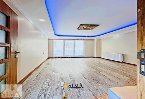 Sima Yapı'da Metrobüse Yakın Full Dekorlu Geniş M2 2+1 Daire!!!
