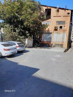 Güngören Küçük Sanayide Satılık 3 Katlı Bina