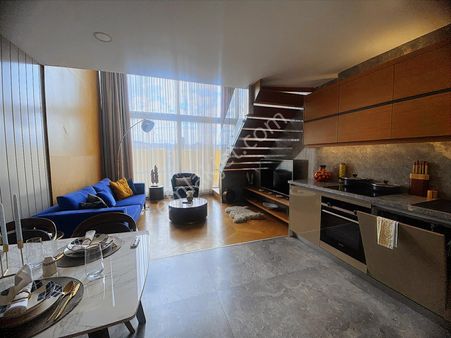 Basın Ekspires Loft Valentine' De 1+1 93 M2 1+1 Daire