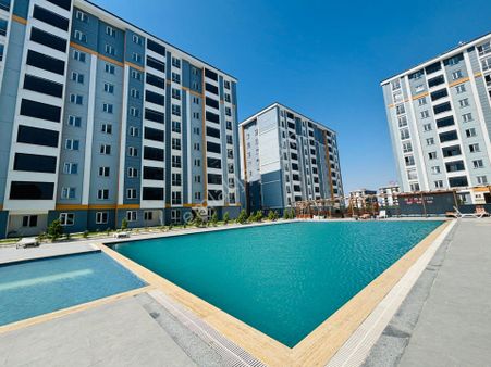 Güven'den %80 Kredi İmkanıyla Havuzlu Lüks Sitede 2+1 Daire