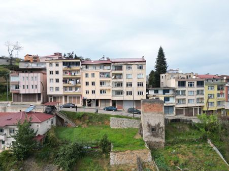 Satılık 4 Adet Daire Altınordu Kabadüz Merkezde