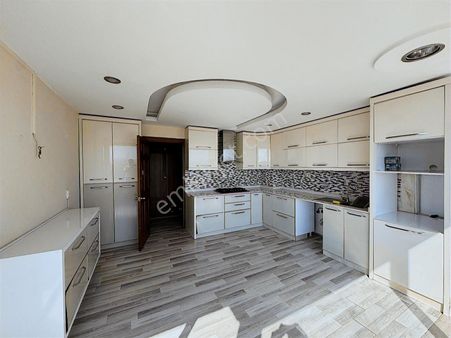 Manavgat Hisar Caddesinde Satılık Asansörlü 5+1 Dubleks Daire