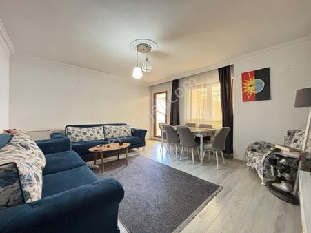 Demirler'den Cadde Üzerinde Satılık Teraslı 2+1 Daire