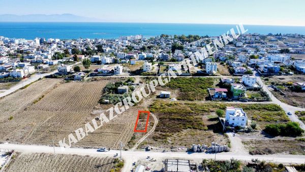 Adana Karataş Kemaliye Mah Denize 900 Metre Mesafe'de 180m² Arsa