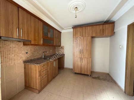 3+1 K.mutfak Evren Sitesinde Köşe Daire