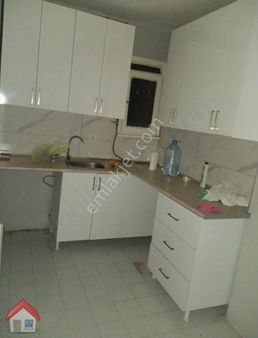 Sultan Selim Mah. Tempo Otel Sokağı 85m2 2+1 Çok Temiz Daire