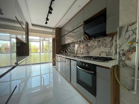 Sincan Osmanlı Mh.'de 3+1 Ebeveyn Banyolu Satılık Daire