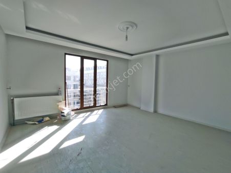 Bahçelieveler Şirinevler Mah 170,m2-5+1-dublex Daire