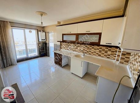 Asansörlü Satılık 3+1 Masrafsız Daire Seçilmiş Gayrimenkul'de