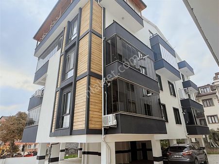 Kiralık Asansörlü 2+1 Çatı Dublex Otoparklı