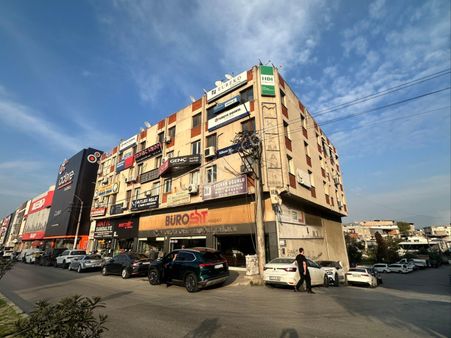 Çalışkan_dan Karabağlar Yeşillik Caddesinde Satılık Ofis &işyeri