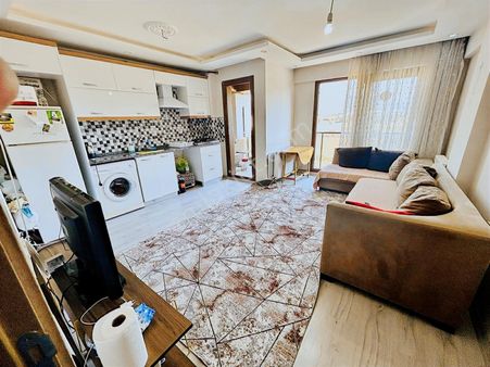 Emlak Center'dan Muradiye Mah Satılık 1+1 Eşyalı Daire