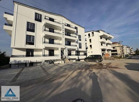 Yeşilyurt Mahallesinde Lüks 2+1 Arakat Daire