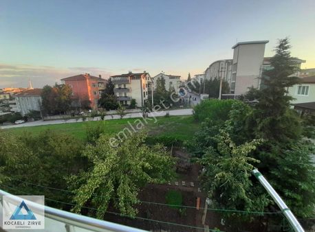 Yeşiller İçinde 3+1 Ara Kat Geniş Kiralık Daire