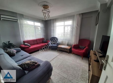 5+1 Merkezi Konumda Deniz Manzaralı Fırsat Satılık Daire