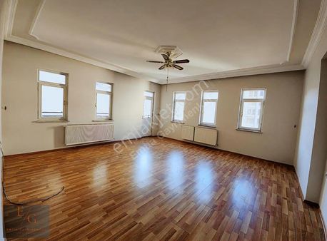 Emtia'dan Çöşnükte 3+1 Asansörlü Arakat Daire