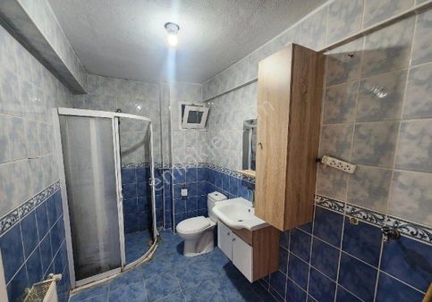 Şehitlik Mahallesinde Masrafsız Orta Kat 3+1