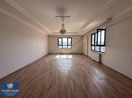 Turyap Metropolden Fahrikayahan Da 4+1 Kiralık Daire