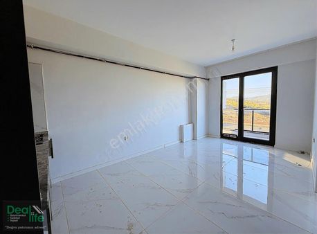 Deallife'dan Arya Rezidans 2.etapta Kiracılı Satılık 1+1 Daire