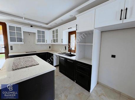 Coldwell Banker Poyraz'dan Deniz Ve Doğa Manzaralı 4+1 Triplex