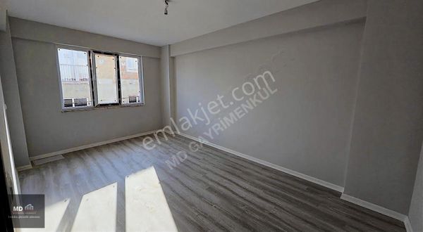 İnegöl / Alanyurt Cumhuriyet Mahallesi Kiralık 2+1 Sıfır Daire