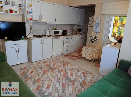 Remax Desıgn Karasu Yalı Mh. Plaj Merkezinde Satılık Daire !!