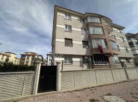 Akabe Mah. Fetih Caddesi 2+1 Arakat Geniş Kiralık