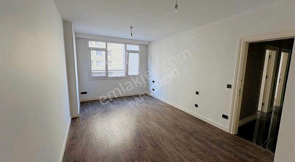 Azur Marmara Sitesinde Büyük Tip 3+1 Çift Mutfak