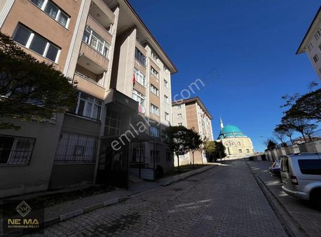 Edremit Kiracılar Tokide Satılık 3+1 Daire