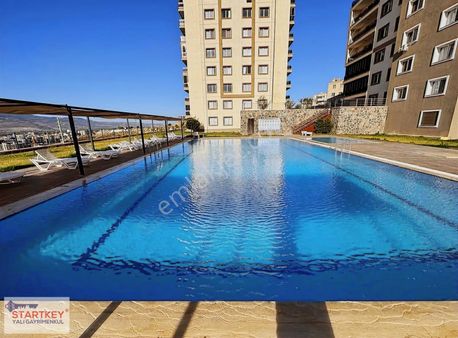 Menemen Güvenlikli Yüzme Havuzlu Site Ara Kat 2+1 Satılık Daire