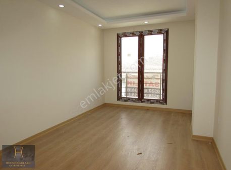 Şirinevler Mahallesi Satılık 2+1 Daire