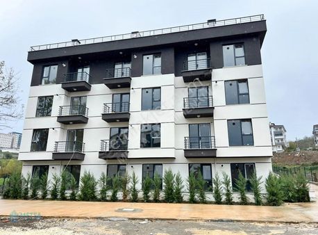 Metsa'dan Konuralp Patara Sitesinde 1+1 Eşyalı Satılık Daire