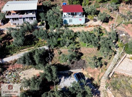 Torbalı Dağkızılca | 1.040 M2 Arazi İçinde | Satılık Çiftlik Evi