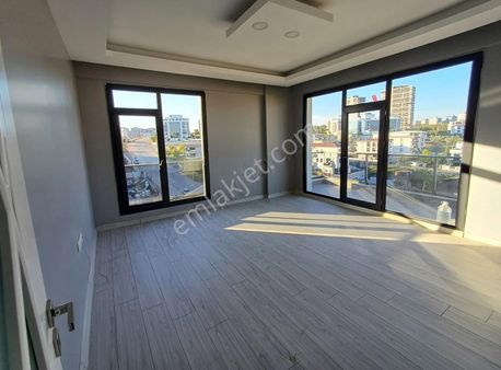 Doğru Gayrimenkulden 3+1 Site İçerisinde Arakat Kiralık Daire