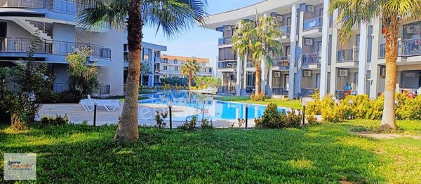 Karaali Sitesi'nde Havuzlu 1+1 Kiralık Daire