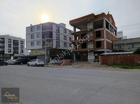 Seyit Ahmet Tur Yolunda Avşar'ın Karşısı Satılık Dükkan