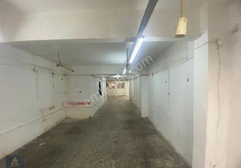 Es Gayrimekul 180 M Kiralık İşyeri